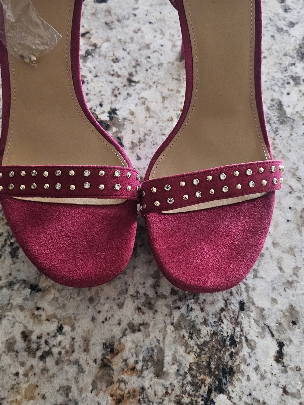 Michael KORS Margot Platform Suede Sandal - Picture 6 of 14
